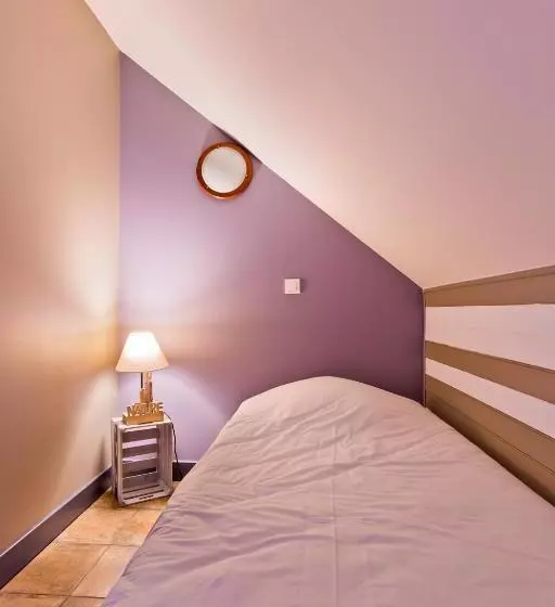 スタンダードトリプルルーム, Logis Hôtel Volcan Sancy