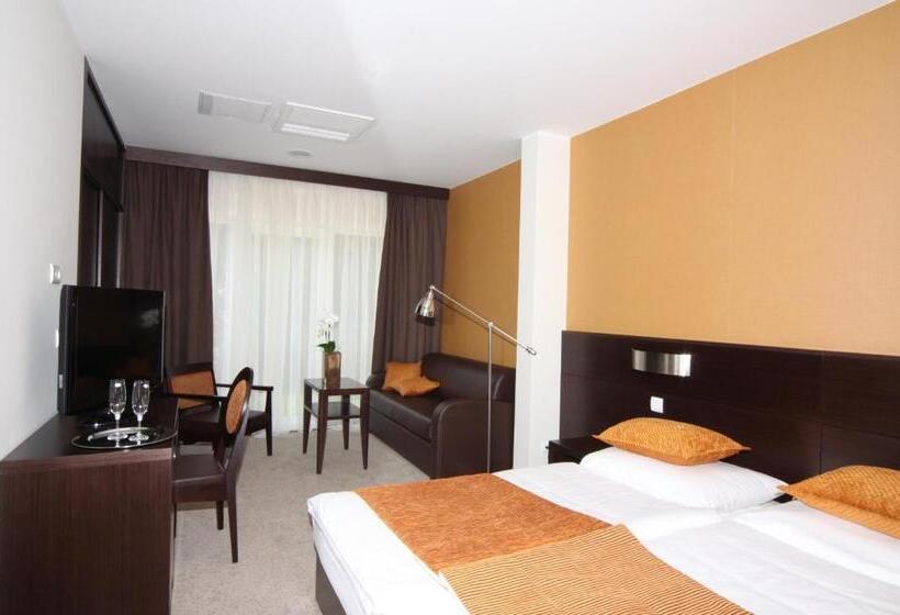 اتاق سوپریور, Mangart