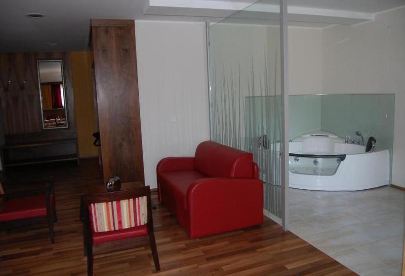 سوییت لوکس, Mangart