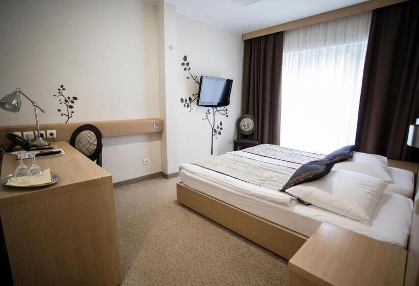 اتاق استاندارد, Mangart