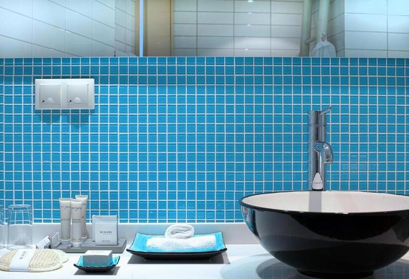 高级套房带海景, Medinn Boutique