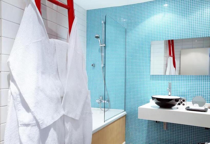 高级套房带海景, Medinn Boutique