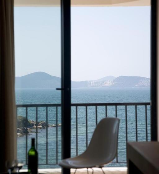 高级套房带海景, Medinn Boutique