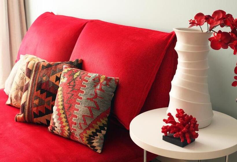 高级套房带海景, Medinn Boutique