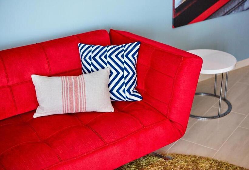 高级套房带海景, Medinn Boutique