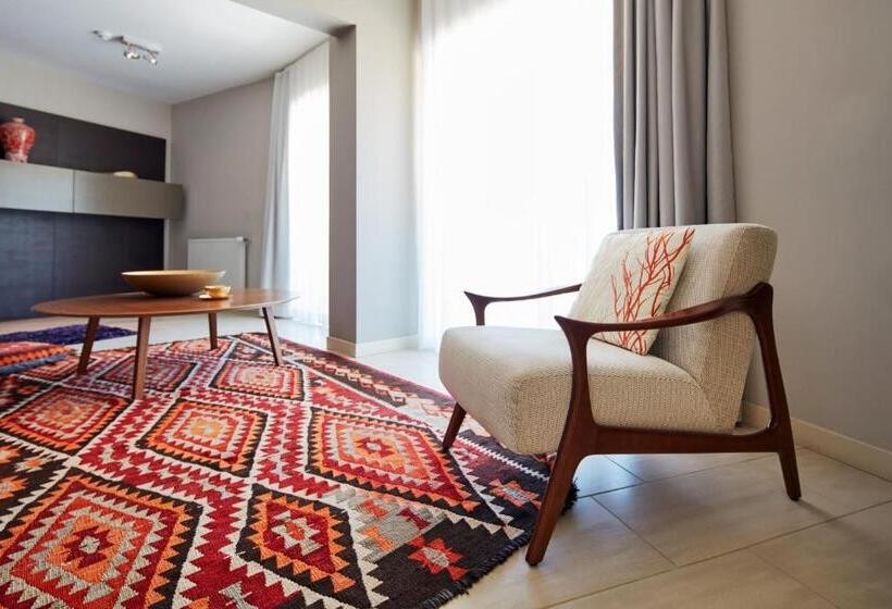 带海景的行政套房, Medinn Boutique