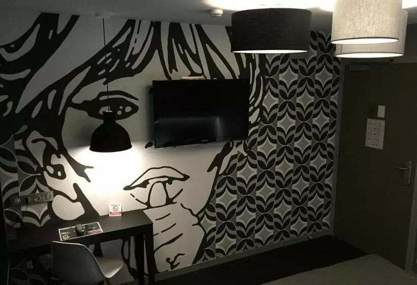 ファミリールーム, Nota Bene