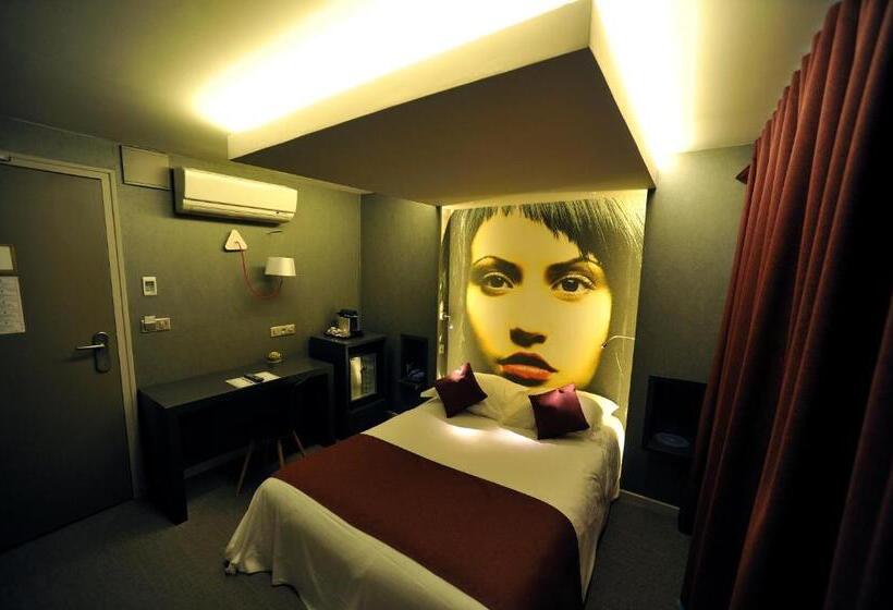 标准间, Nota Bene