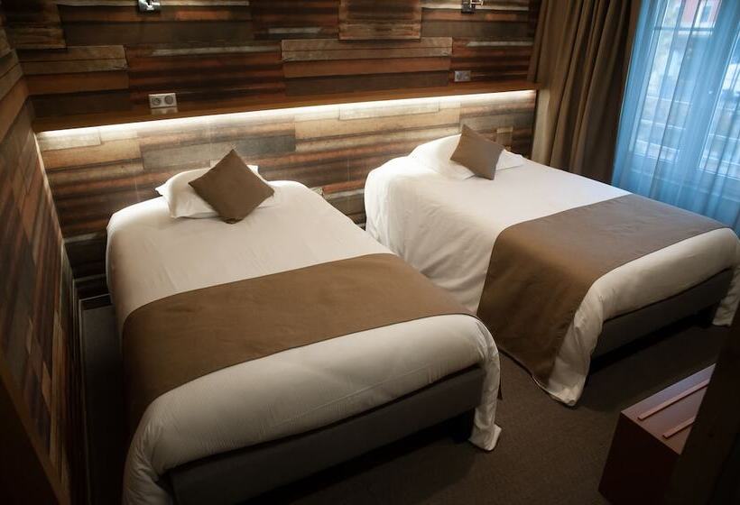 标准间, Nota Bene