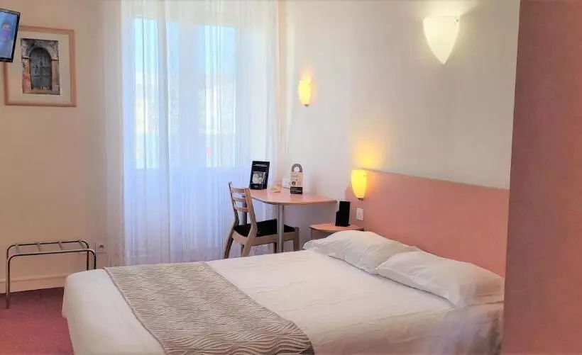اتاق استاندارد, Nouvel