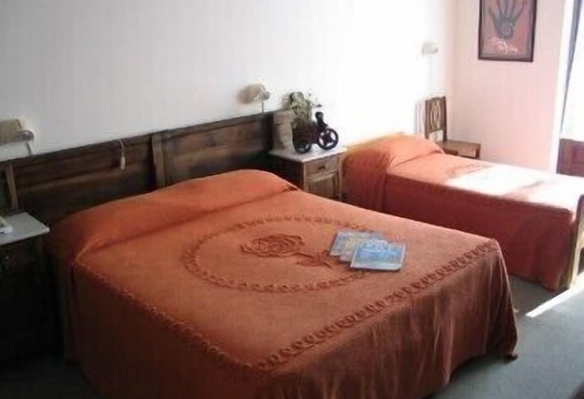 Номер Стандарт Трехместный, & Restaurant Saint Nicolas Gran Paradiso