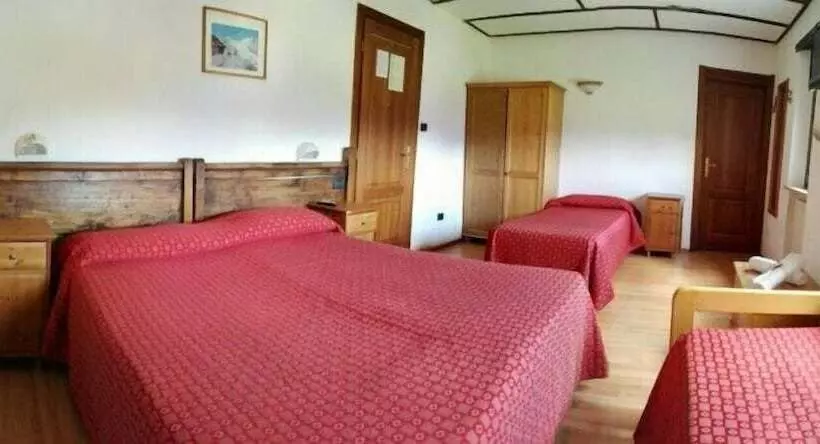 スタンダード４人部屋, & Restaurant Saint Nicolas Gran Paradiso