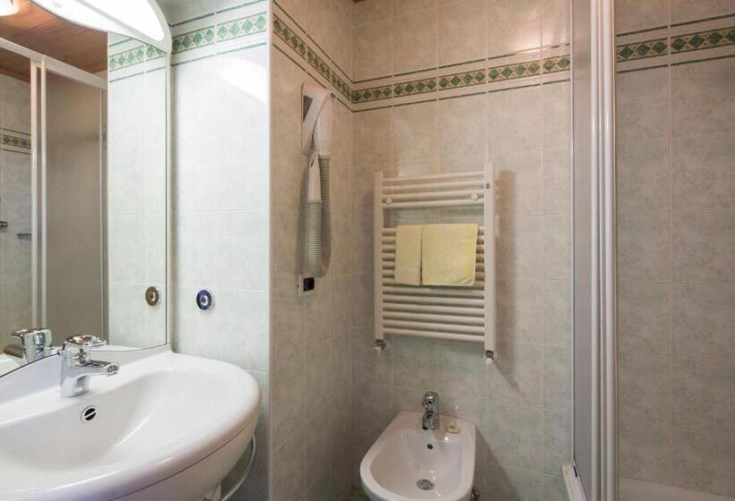 Номер Стандарт Индивидуальный, Rezia