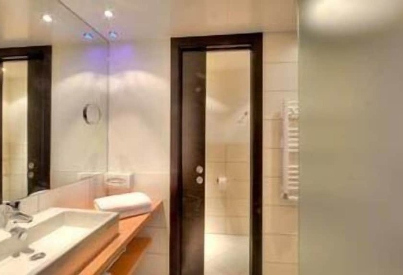 Номер Стандарт, Rezia