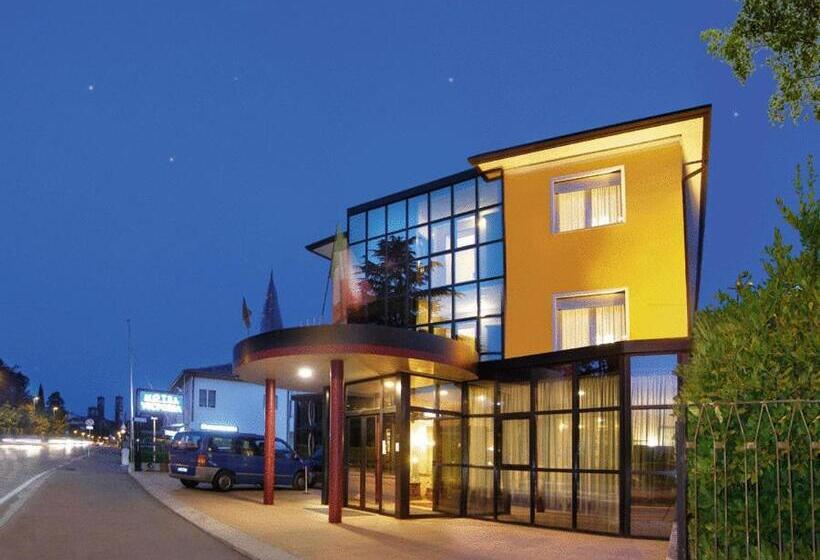 스탠다드 룸, Victoria