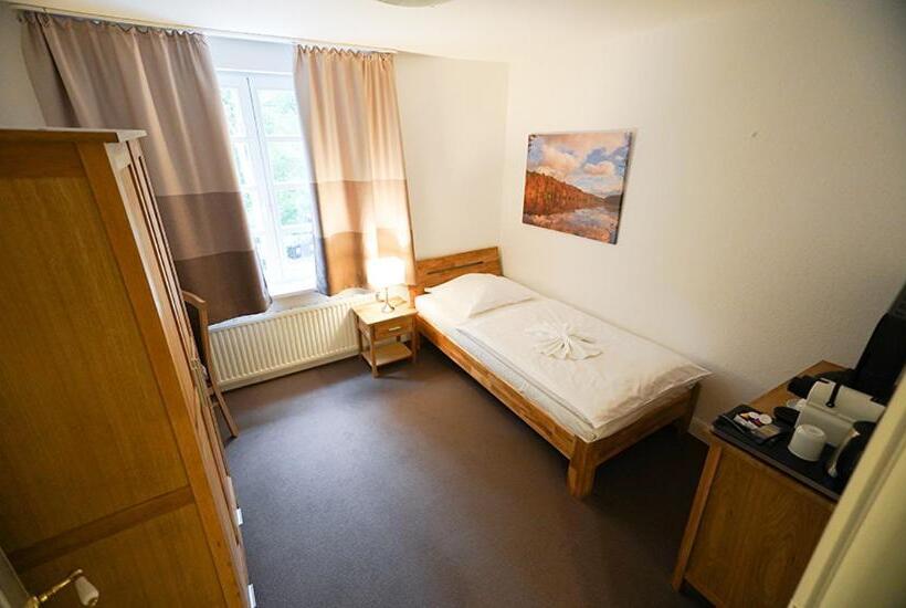 חדר סטנדרט יחיד, Waldhalle