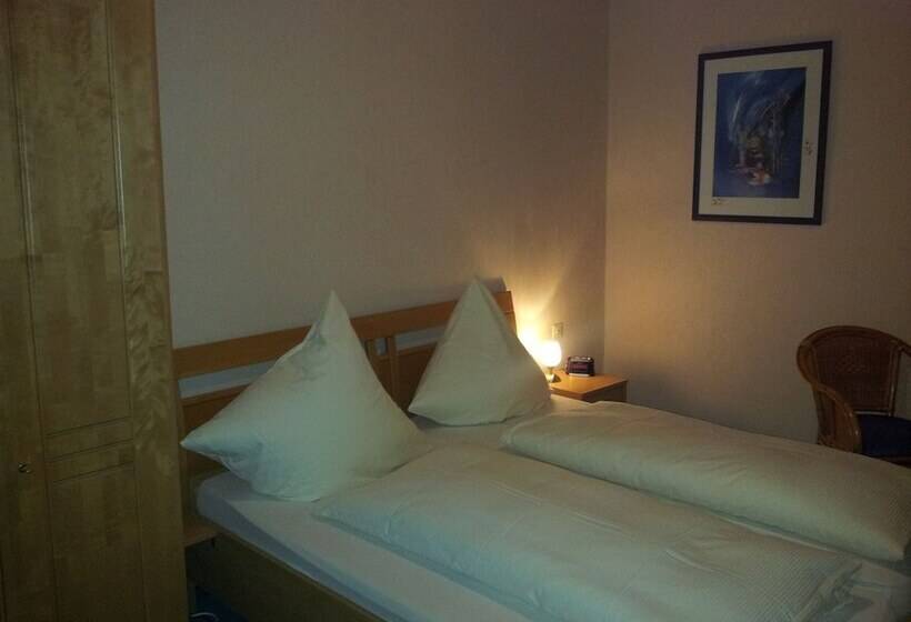 Pokój Standard Jednoosobowy, Zur Winzergenossenschaft