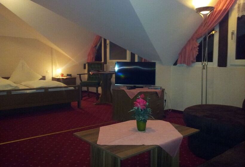 Pokój Standard, Zur Winzergenossenschaft