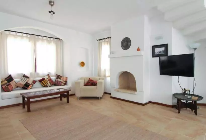 Villa met 1 Slaapkamer, Marphe