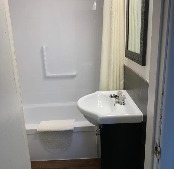 غرفة ديلوكس, The Lionstone Inn Motel And Cottages