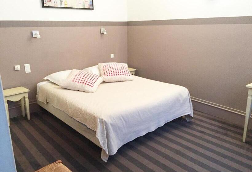 חדר משפחתי, The Originals Boutique, Hôtel La Villa Marine, Le Tréport