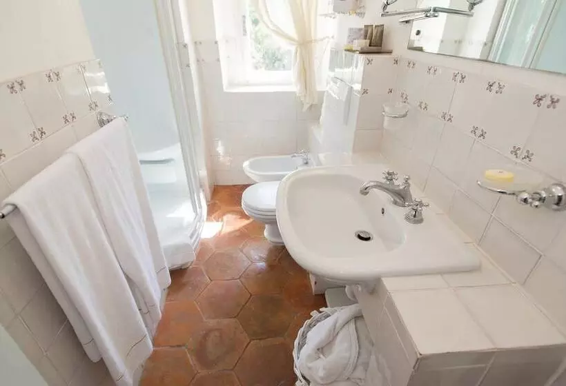 オーシャンビューデラックスルーム, Villa Ottone