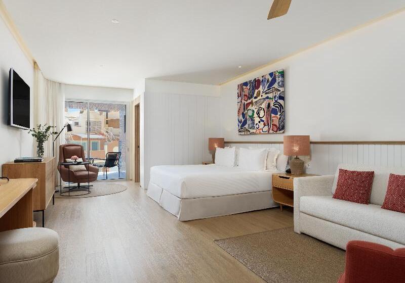 سوییت جونیور, H10 Croma Malaga