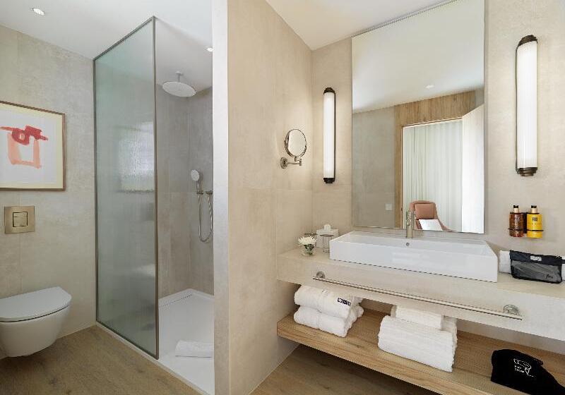 اتاق خانوادگی, H10 Croma Malaga