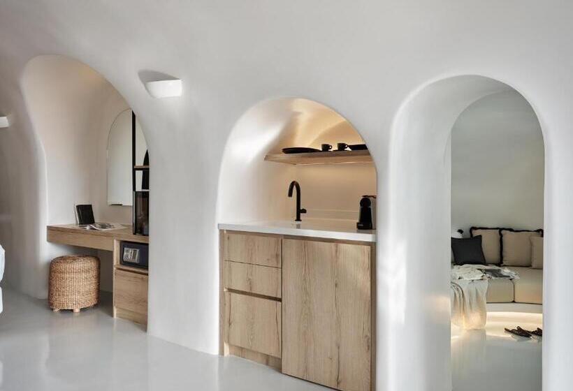 Полулюкс, Olvos Luxury Suites