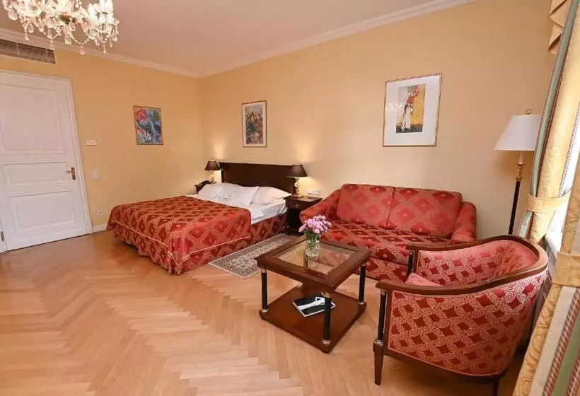 スーペリアールーム, Castle Hotel Grof Degenfeld Superior