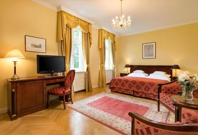 חדר סופריור, Castle Hotel Grof Degenfeld Superior