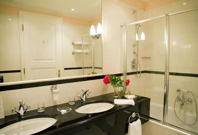 スーペリアールーム, Castle Hotel Grof Degenfeld Superior