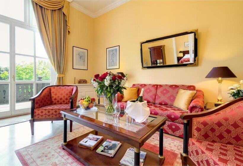 סוויטה עם מרפסת, Castle Hotel Grof Degenfeld Superior