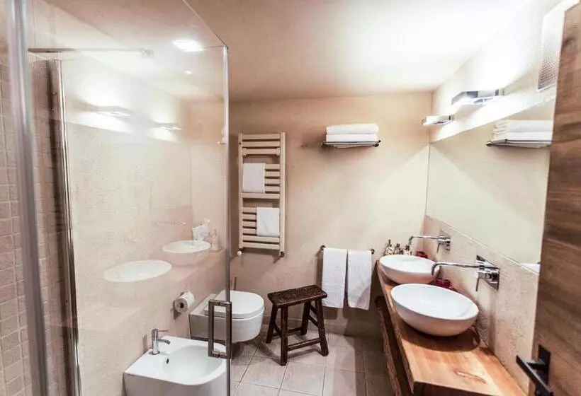 سوییت, Chalet Eden Eco Hotel, Restaurant & Wellness