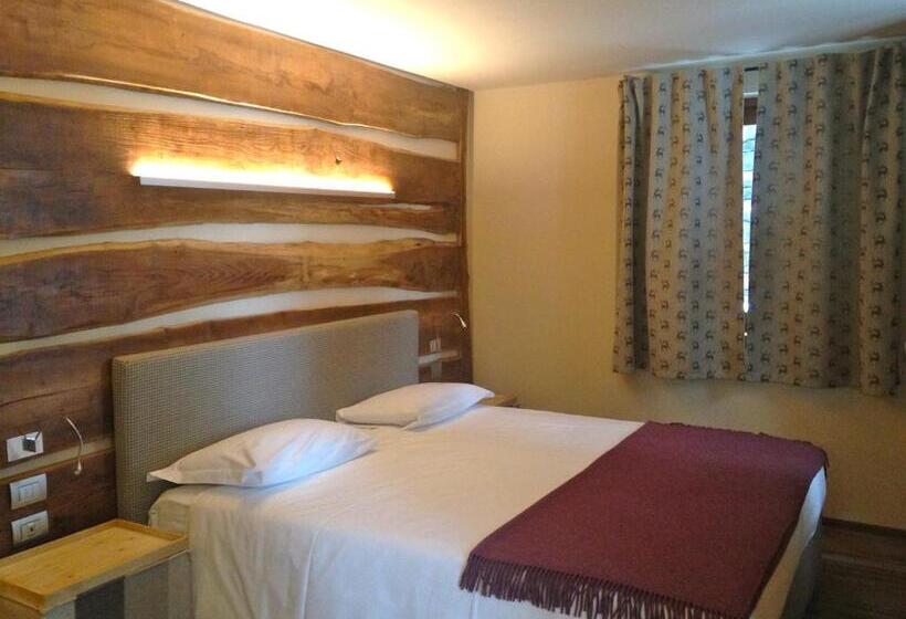اتاق لوکس, Chalet Eden Eco Hotel, Restaurant & Wellness