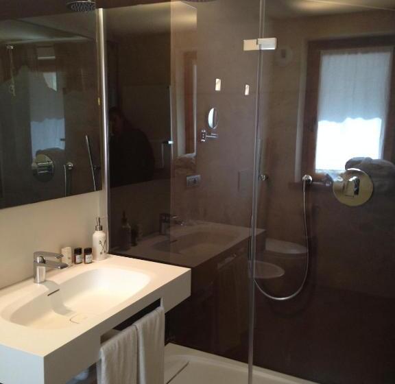 디럭스 룸, Chalet Eden Eco Hotel, Restaurant & Wellness