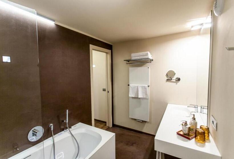 디럭스 룸, Chalet Eden Eco Hotel, Restaurant & Wellness