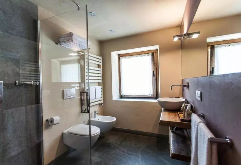 اتاق لوکس, Chalet Eden Eco Hotel, Restaurant & Wellness
