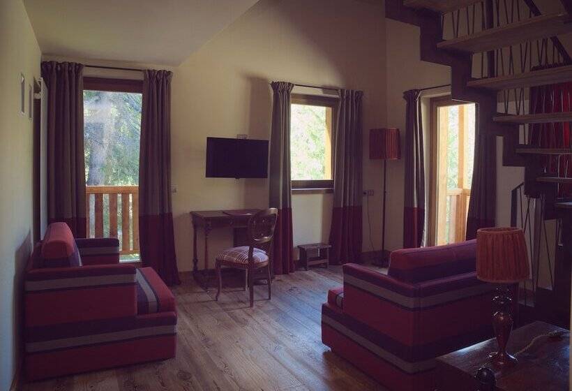 Deluxe Suite King Bed, Chalet Eden Eco Hotel, Restaurant & Wellness