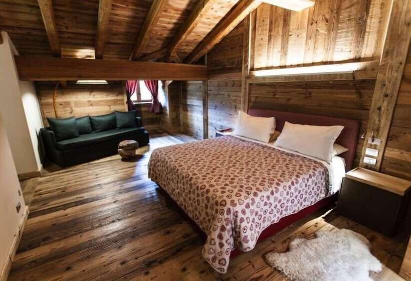 디럭스 스위트 킹 침대, Chalet Eden Eco Hotel, Restaurant & Wellness