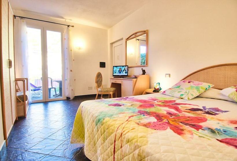 اتاق استاندارد با تراس, Cinqueterre Residence
