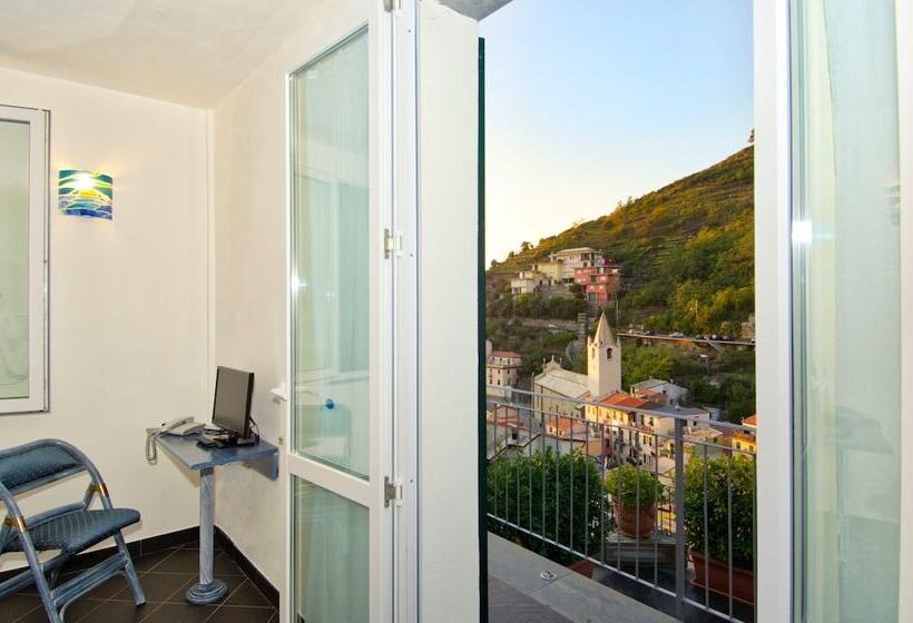 Superior Room with Terrace, Cinqueterre Residence