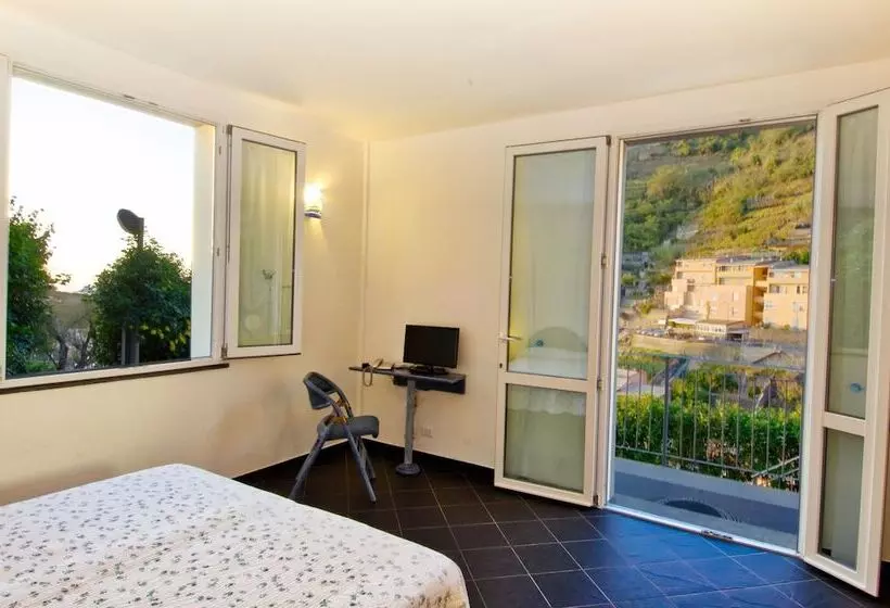 Superior Room with Terrace, Cinqueterre Residence