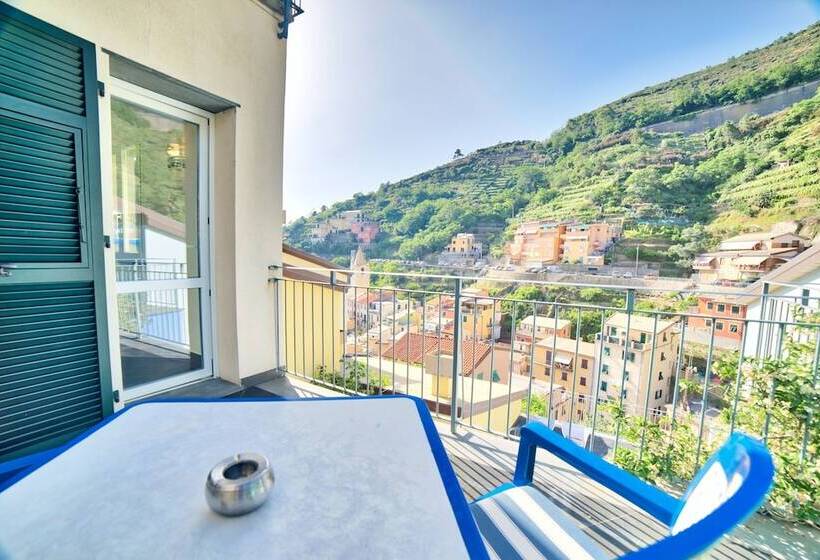 اتاق لوکس با بالکن, Cinqueterre Residence