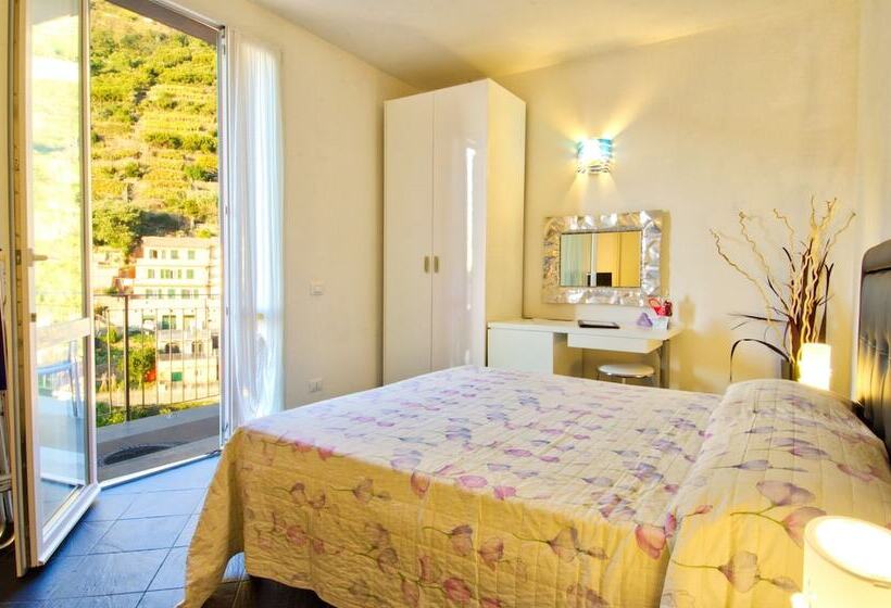 Superior Room with Terrace, Cinqueterre Residence