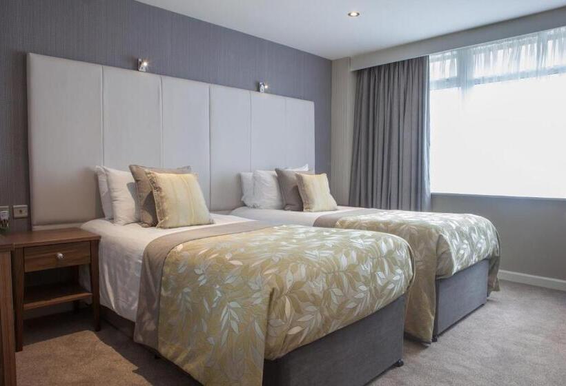 Номер Комфорт, Four Seasons Hotel & Leisure Club