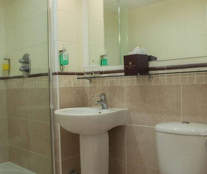 Номер Стандарт, Four Seasons Hotel & Leisure Club