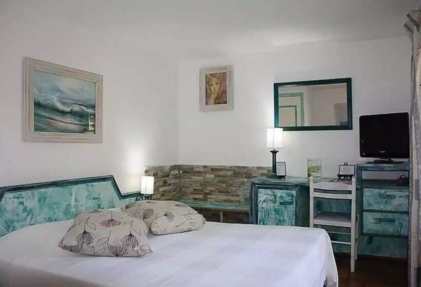 Quarto Triplo Standart, Athénopolis