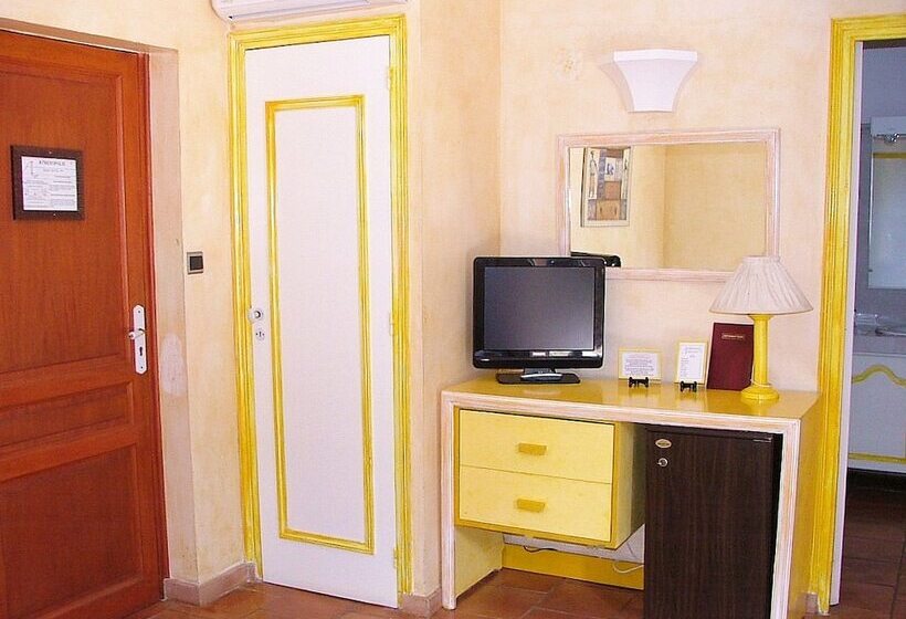 غرفة قياسية, Athénopolis