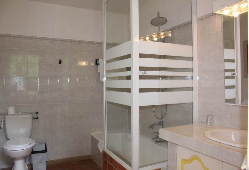 غرفة قياسية, Athénopolis